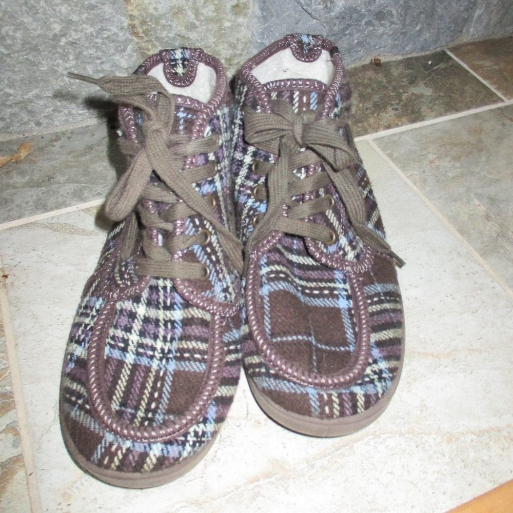 Roxy Shipwreck Fur lined Flannel boot Womens 8